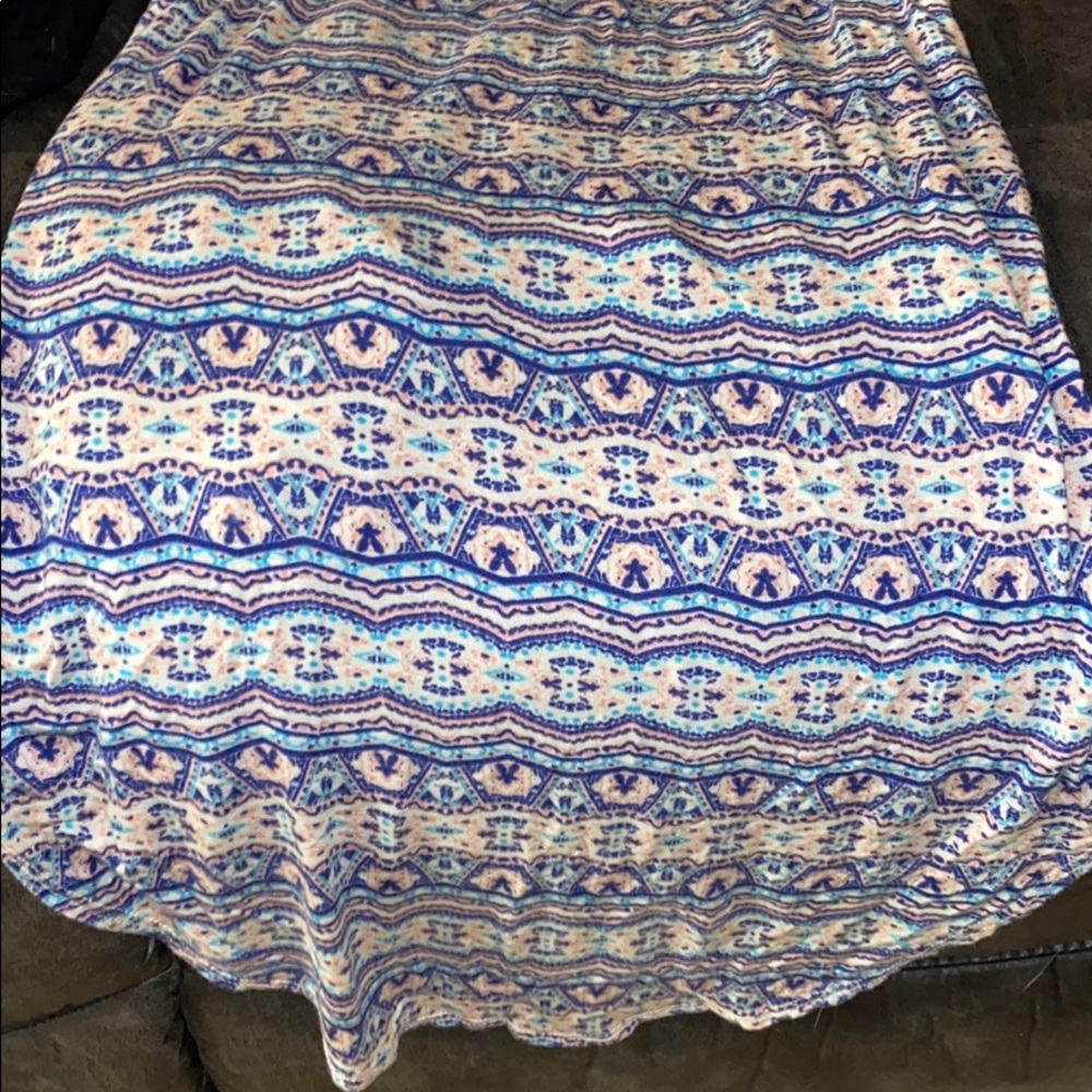 Tank - Picture 3 of 3